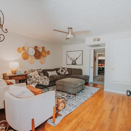 Cowboy Den-Hot Tub-Game Room-Pet Friendly-No Pet Fees! Албукерке Екстериор снимка