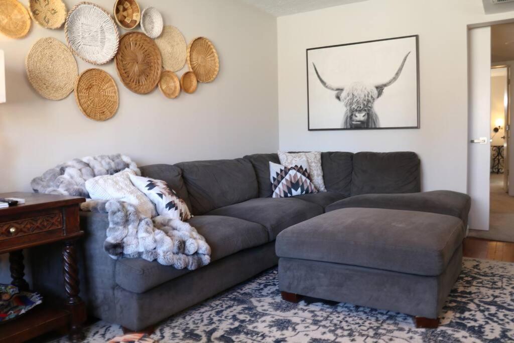 Cowboy Den-Hot Tub-Game Room-Pet Friendly-No Pet Fees! Албукерке Екстериор снимка