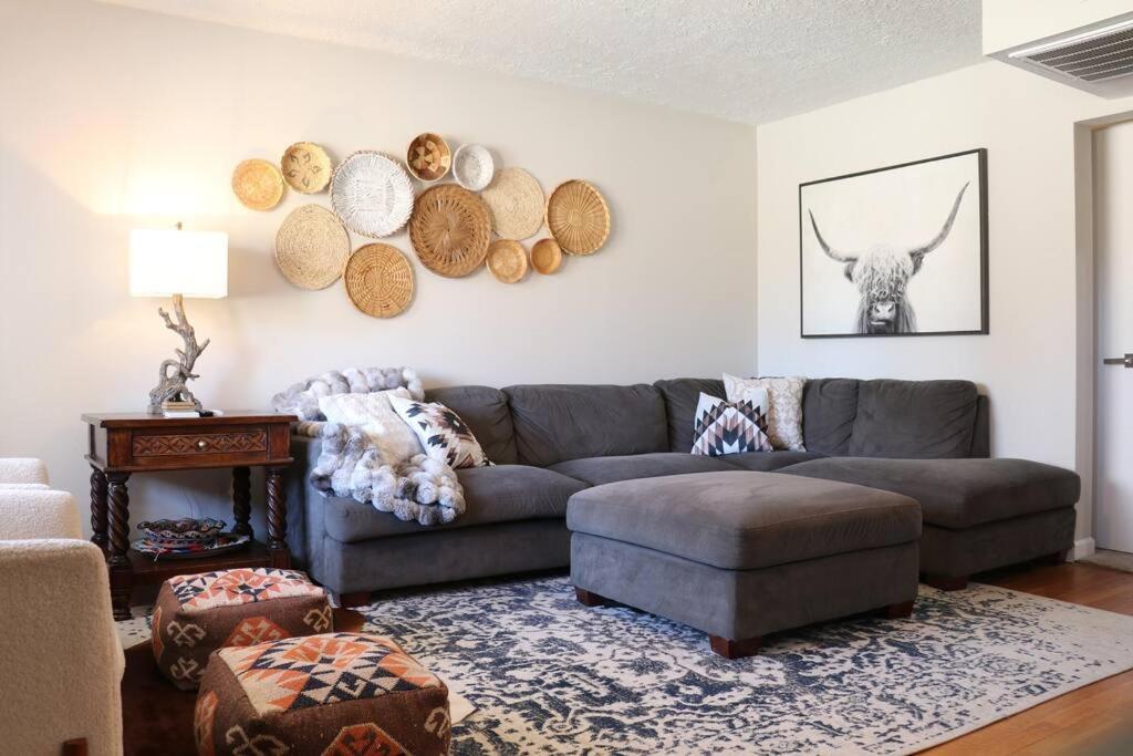 Cowboy Den-Hot Tub-Game Room-Pet Friendly-No Pet Fees! Албукерке Екстериор снимка