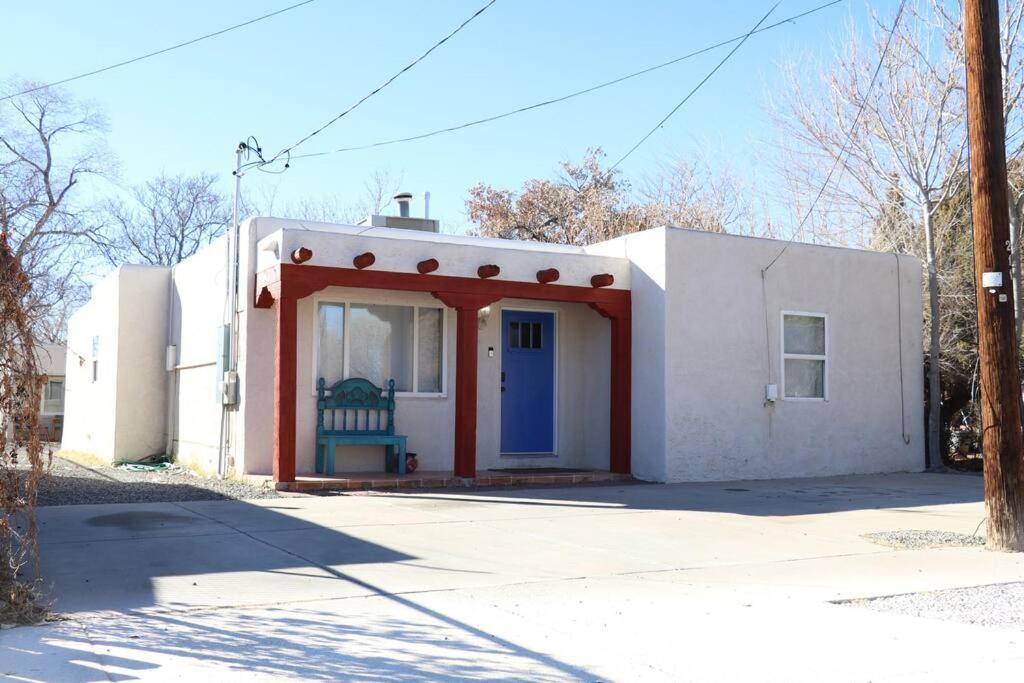Cowboy Den-Hot Tub-Game Room-Pet Friendly-No Pet Fees! Албукерке Екстериор снимка