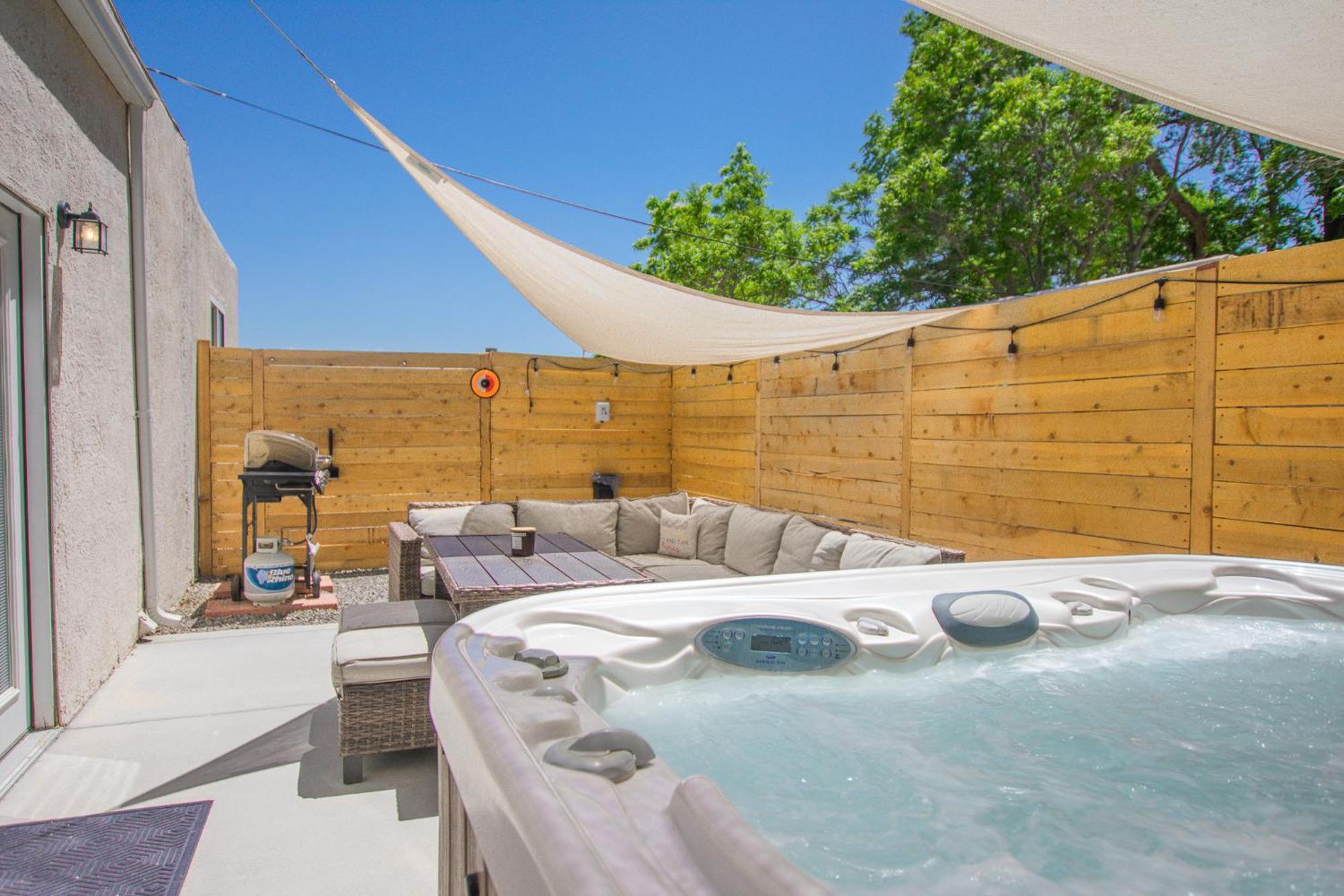 Cowboy Den-Hot Tub-Game Room-Pet Friendly-No Pet Fees! Албукерке Екстериор снимка