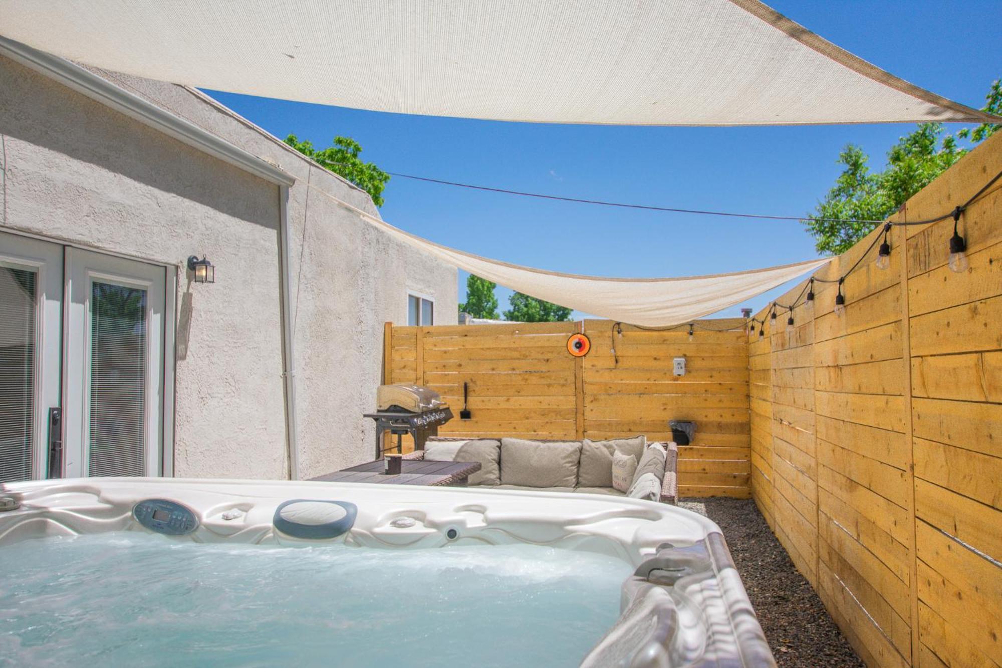 Cowboy Den-Hot Tub-Game Room-Pet Friendly-No Pet Fees! Албукерке Екстериор снимка